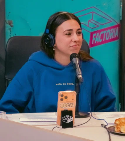 Primer programa de @estacionxeneize 💙💛

Información, anécdotas, opinión e invi