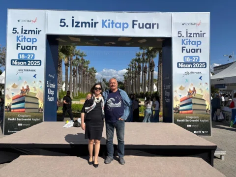 Bir yıl önce yine İzmir Kitap Fuarında