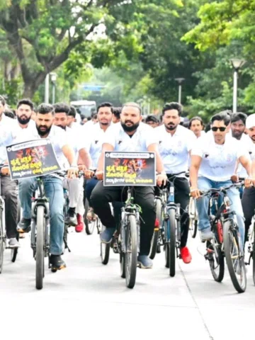 As part of the #ChhatronKiGoonj (Voice of Students) campaign, a cycle rally was 