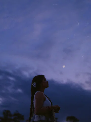 A thousand words and more…. 🌙
