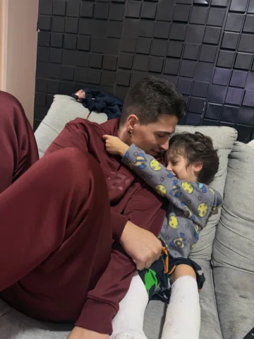 Pai, o amor que sinto por você não tem tamanho, você é meu herói, o exemplo que 