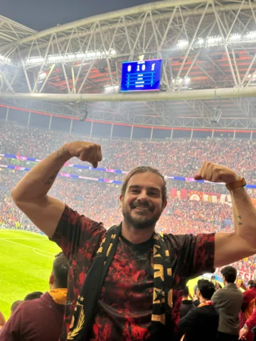 Tarihe not düşülsün. Avrupa’nın en iyi takımını yendik. Avrupa fatihi GALATASARA