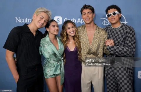 WUSSUPPPPP @variety @malachibarton @liamani @hudsonstoneofficial @lumipollack @s