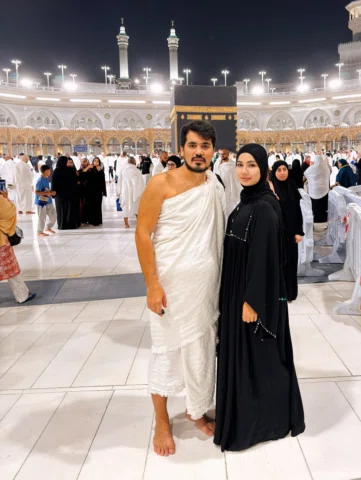 Bu dunyo gozal
Chunki unda sen borsan🖤
Taqdirimizni gozal qilib yaratgan Allahg