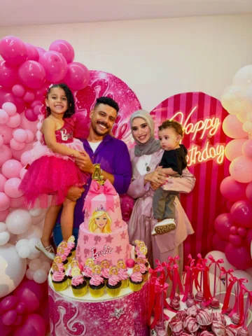 ⁨	عيد ميلاد ب أجواء ١٠٠٪؜ رطوبة♥️😂⁩
@daisy_events_plannining 
@hasnaa_cake