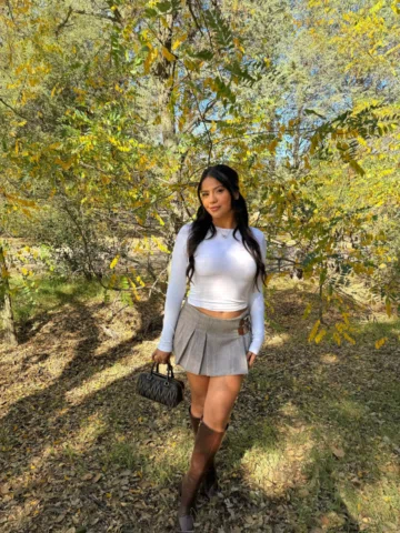 I come alive during fall 🙂‍↕️🍁🍂