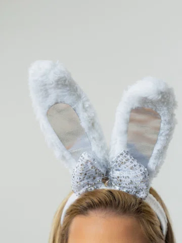 Será que vocês estão preparados para o que vem por aí? 👀🐰

Figurino: @cassiano