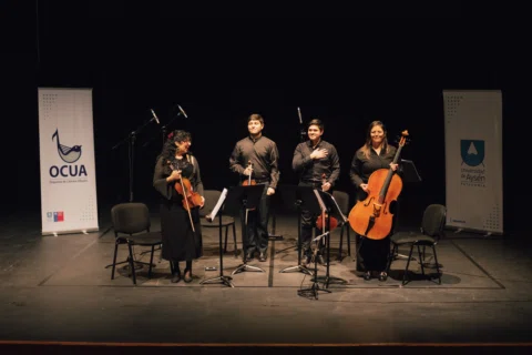 Ayer vivimos el Concierto V en el Centro Cultural de Coyhaique 🎶

Ante un frío 