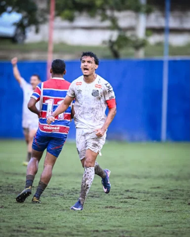 Isso é ser Santos!🤍🖤

+3#brasileirosub20
