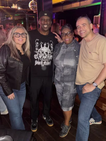 What an amazing night with these legends at Freeze HiFi! 

Such a special place,