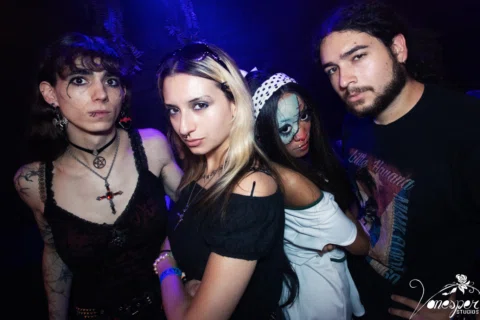 Rip lob i will miss you 🥹 (Dan was at hellfest so he is in the pics in spirit)
