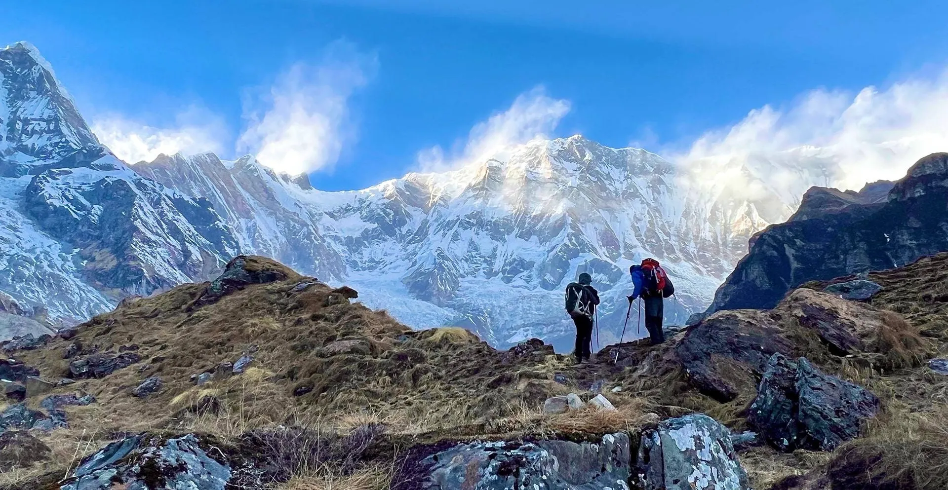 Himalayas treks showcasing snow-capped peaks and scenic mountain trails in Nepal