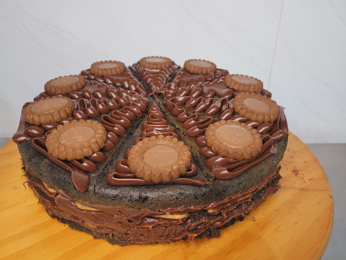 Bolo fatia palha italiana
