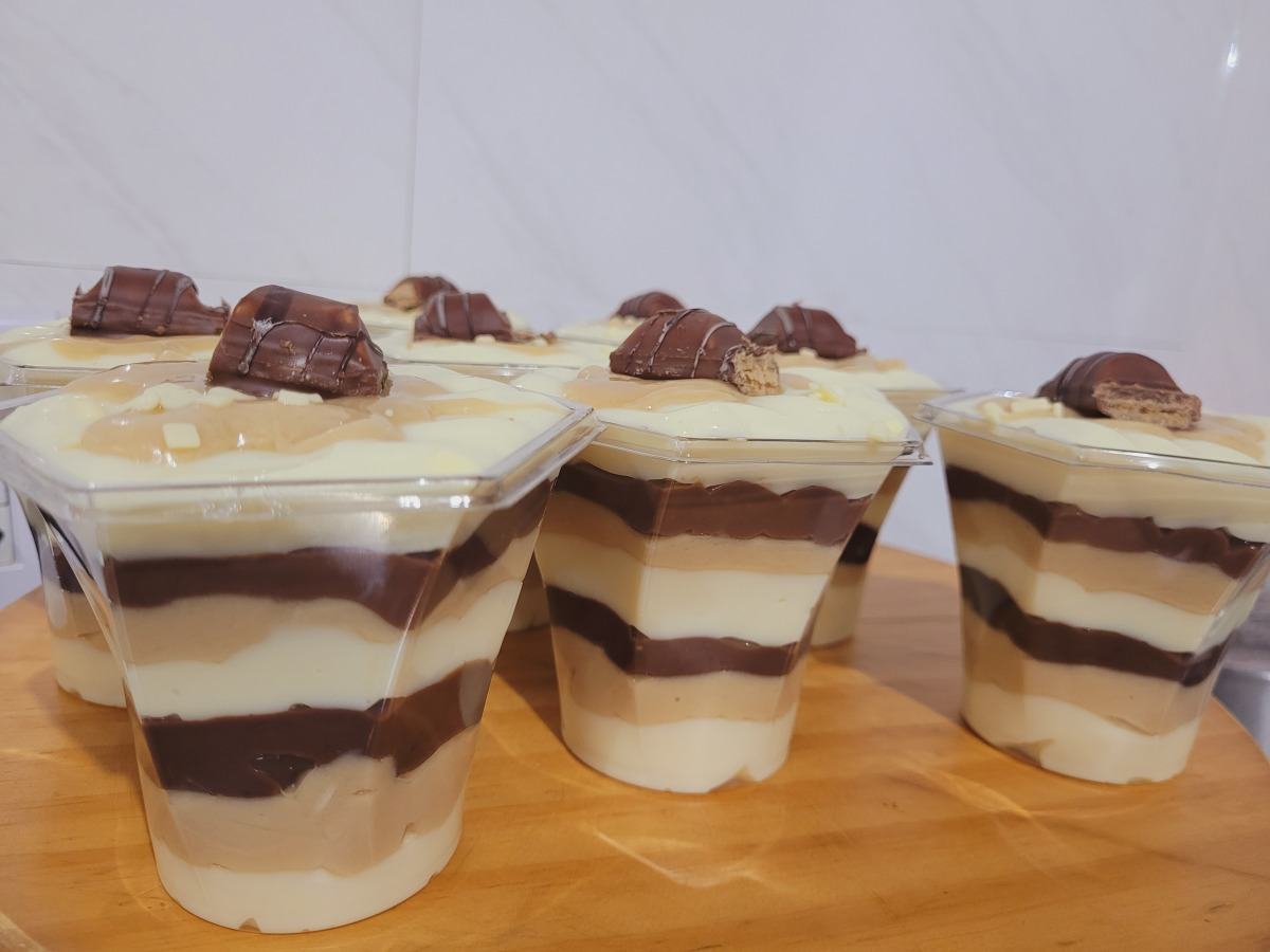 Copo da felicidade kinder bueno