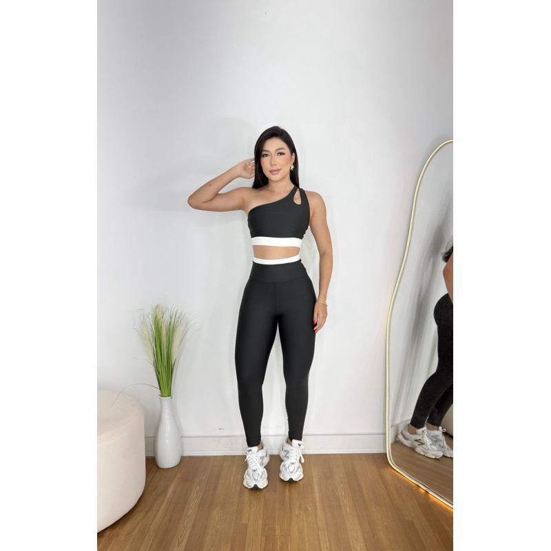 Conjunto fitness feminino