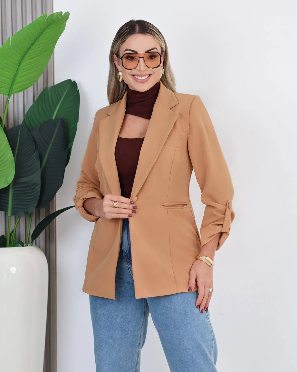 Blazer feminino alfaiataria