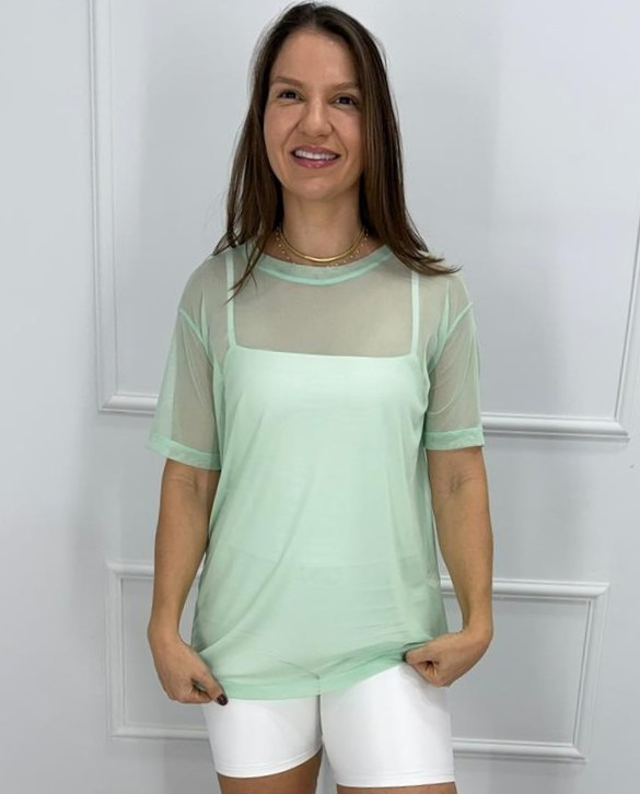 Camisetao de tule verde agua p/m