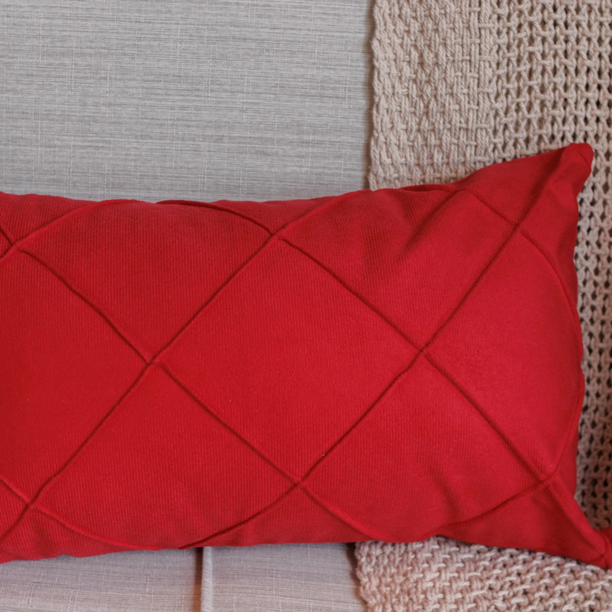 Capa almofada drapeada vermelho 45x45