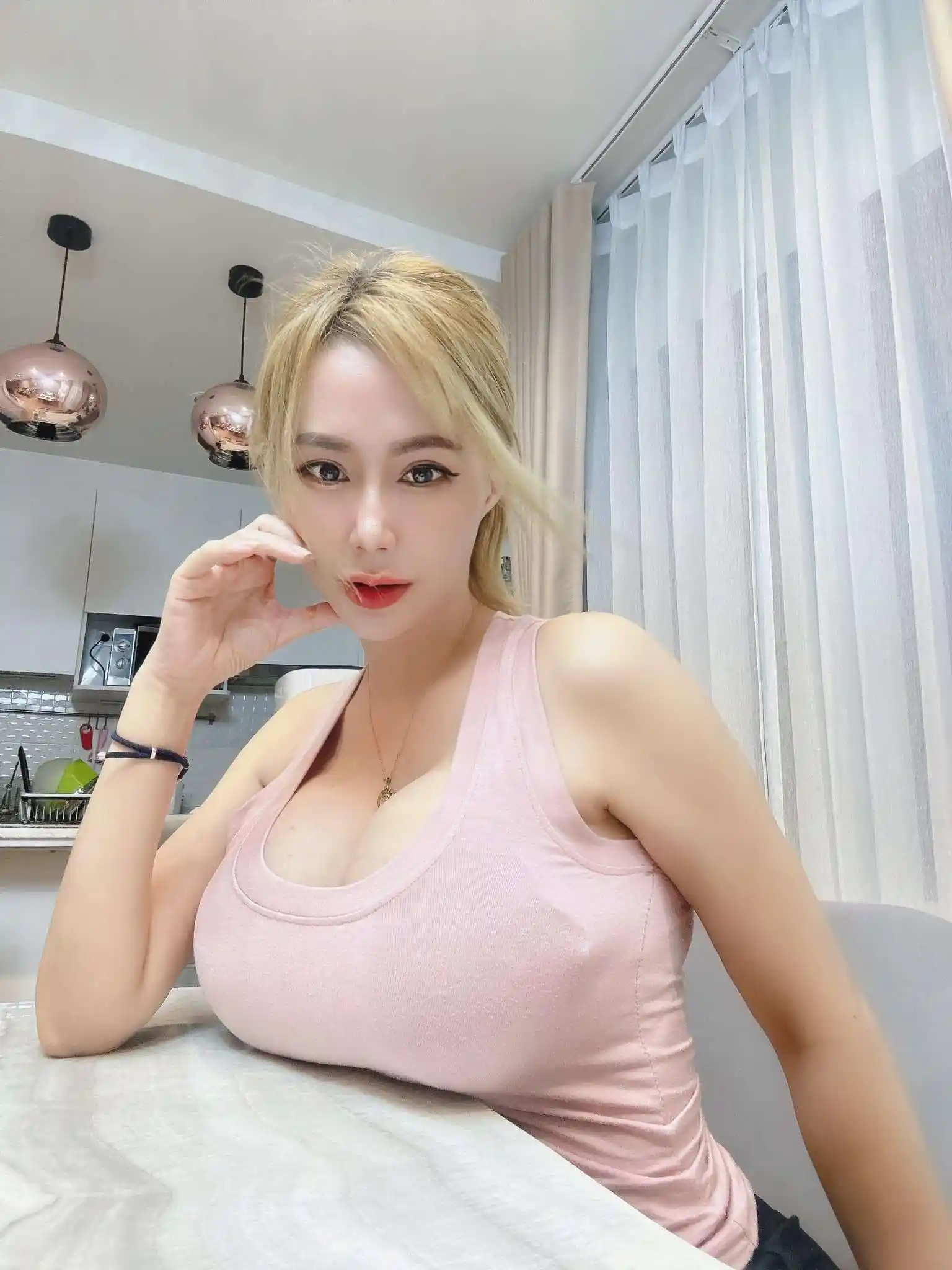 The Last Human Chapter 549.1