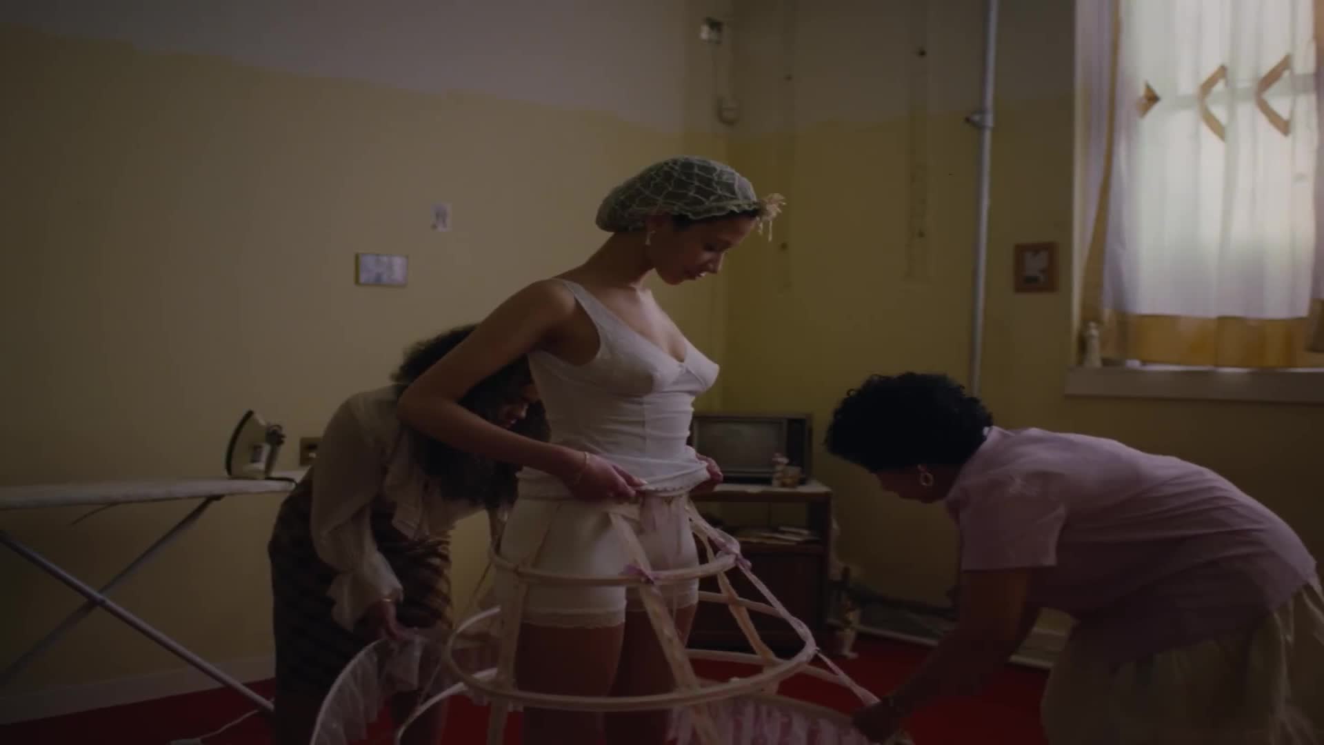 Bad Bunny - NUEVAYoL (DJ Javier Avila Tech House Remix 132 BPM) (1080)