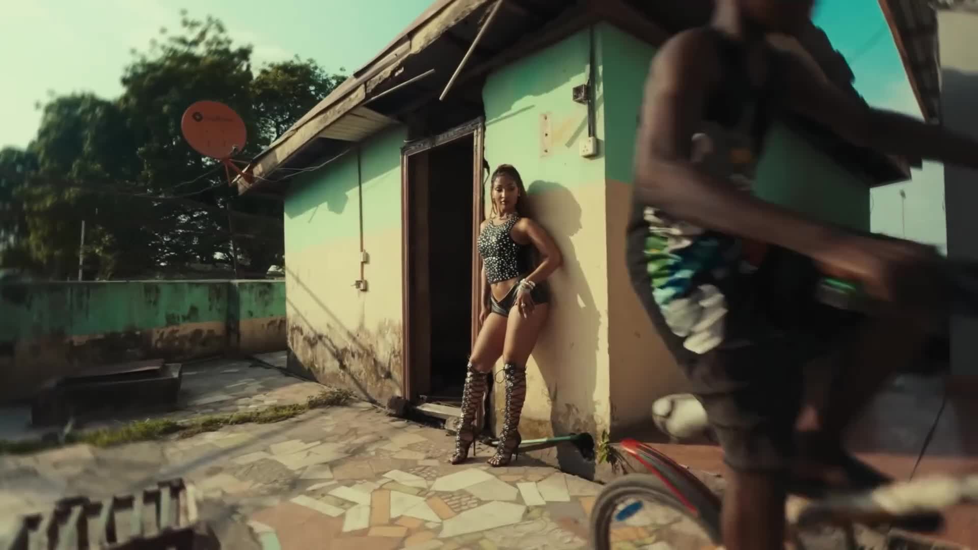 Shenseea, Vybz Kartel & Rvssian Hugel, Solto - Talk To Me Nuh, Jamaican (Bam Bam) (DJ Crow Afro Tech Mashup 122 BPM) (1080)