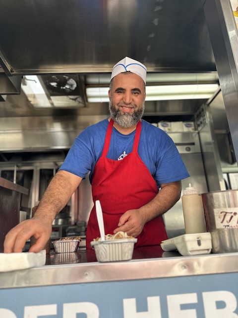 Image of server: Mahmoud's Corner