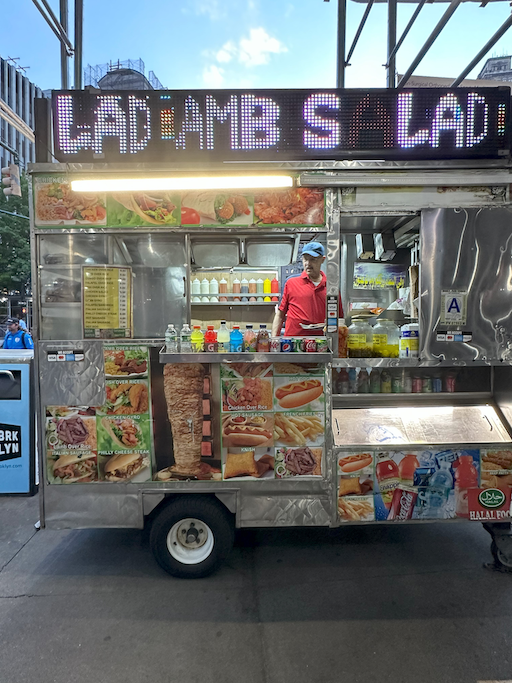 Photo of the cart located at Adams Street and Fulton Avenue