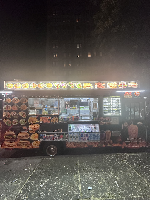 Photo of the cart located at 72nd Street and Broadway Avenue