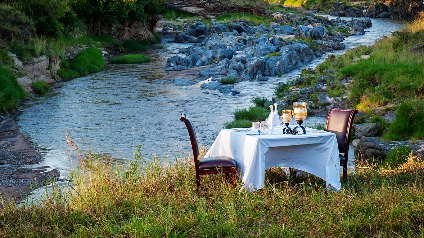 10-Day Wild Elegance Fly-in Safari