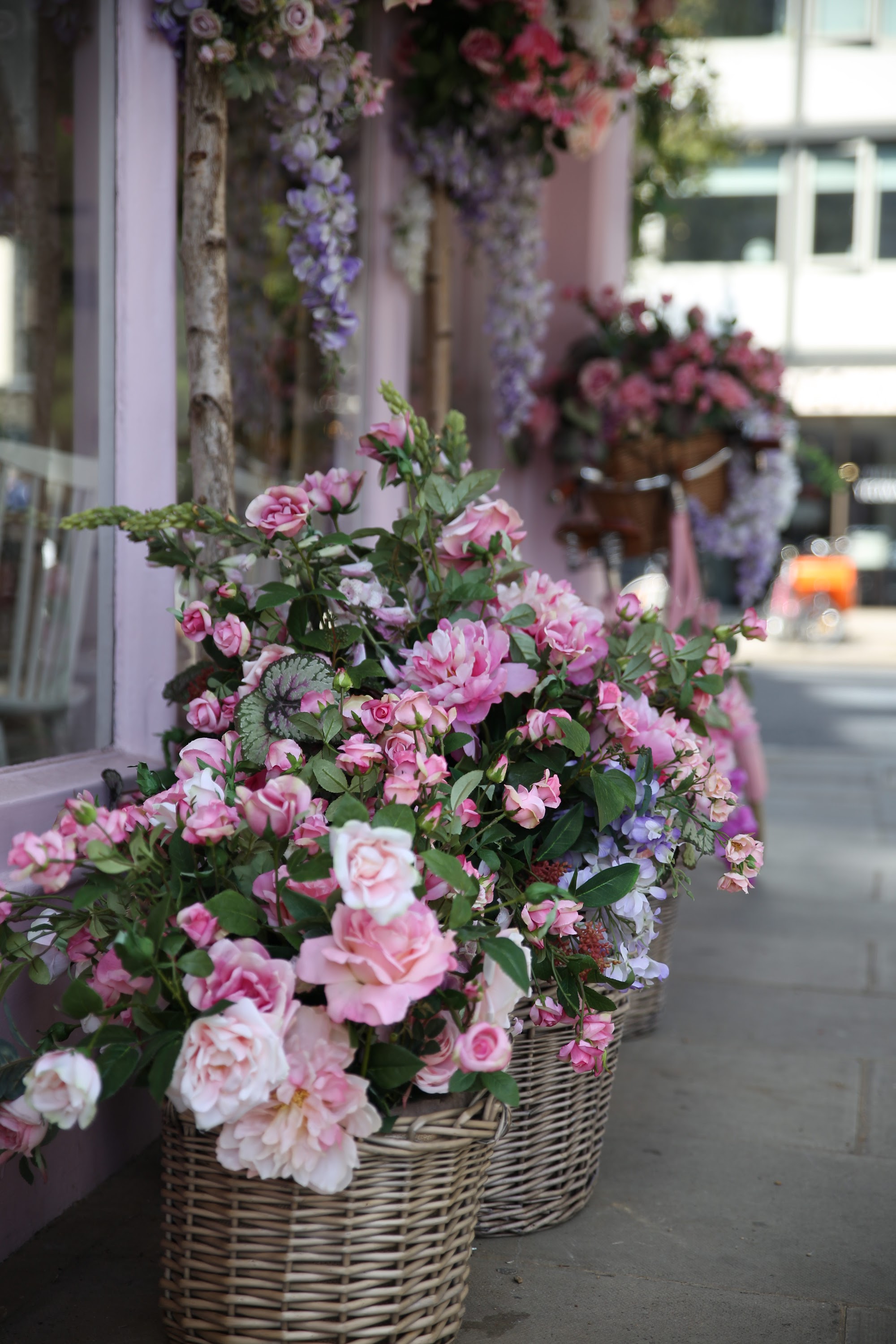 London Mews Cobblestone Lane