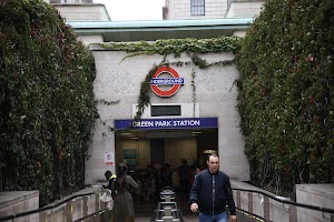 Green Park Station entrance, London Underground