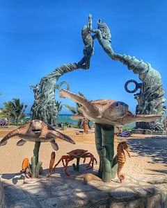 Parquefundadores.jpg