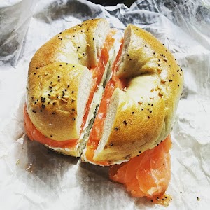 bAGELHOLE.jpg