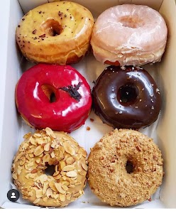 DoughDonuts.jpg