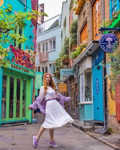 NealsYard.jpg