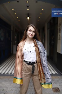 Street Style Portrait – Young Woman in Eclectic Urban Outfit
