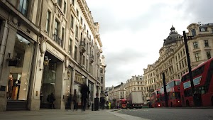 Long Exposure on a Grand London Street at Dusk