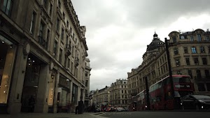 Long Exposure on a Grand London Street at Dusk