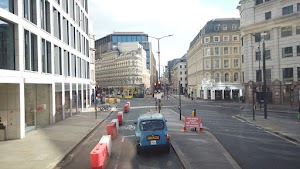 City of London Bus Lane — Buses & Cycles Only Sign
