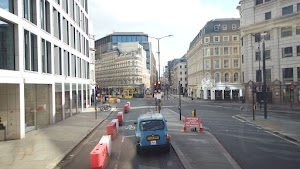 City of London Bus Lane — Buses & Cycles Only Sign