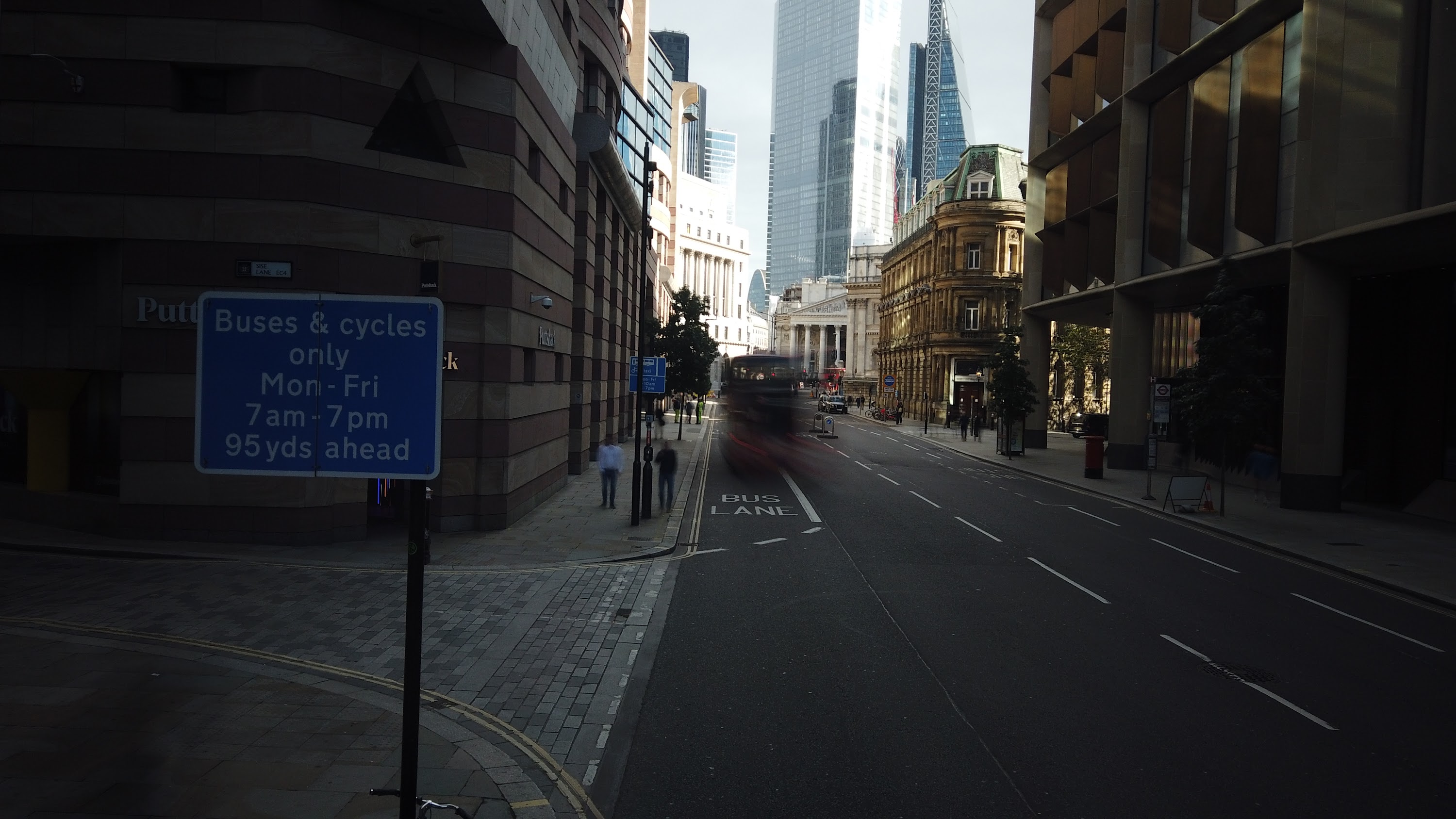 City of London Bus Lane — Buses & Cycles Only Sign
