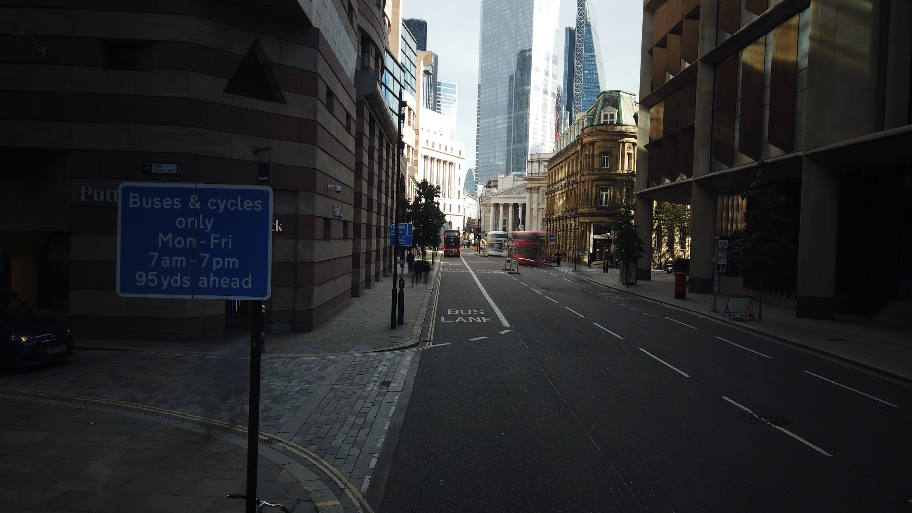 City of London Bus Lane — Buses & Cycles Only Sign