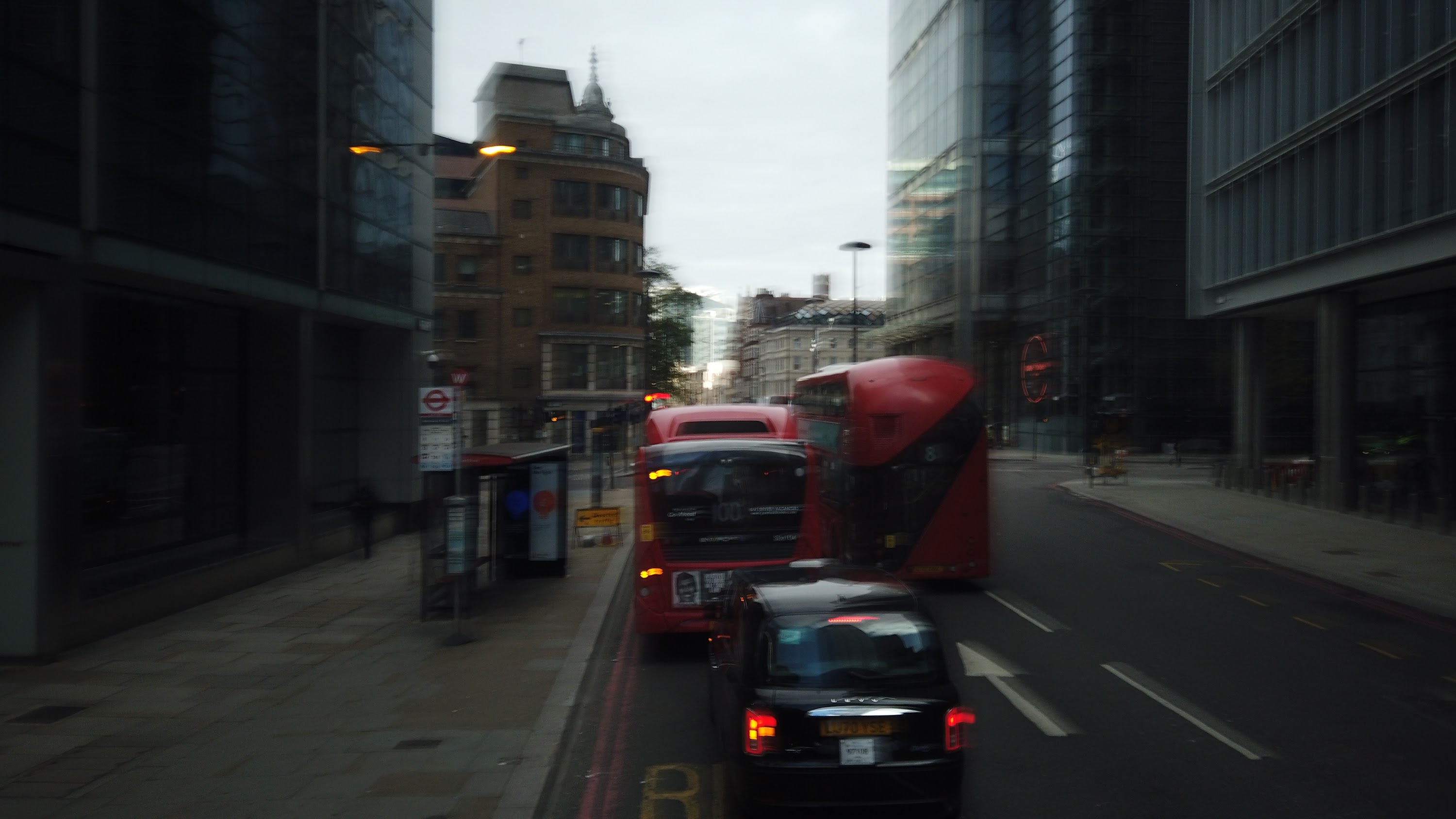 City of London Bus Lane — Buses & Cycles Only Sign