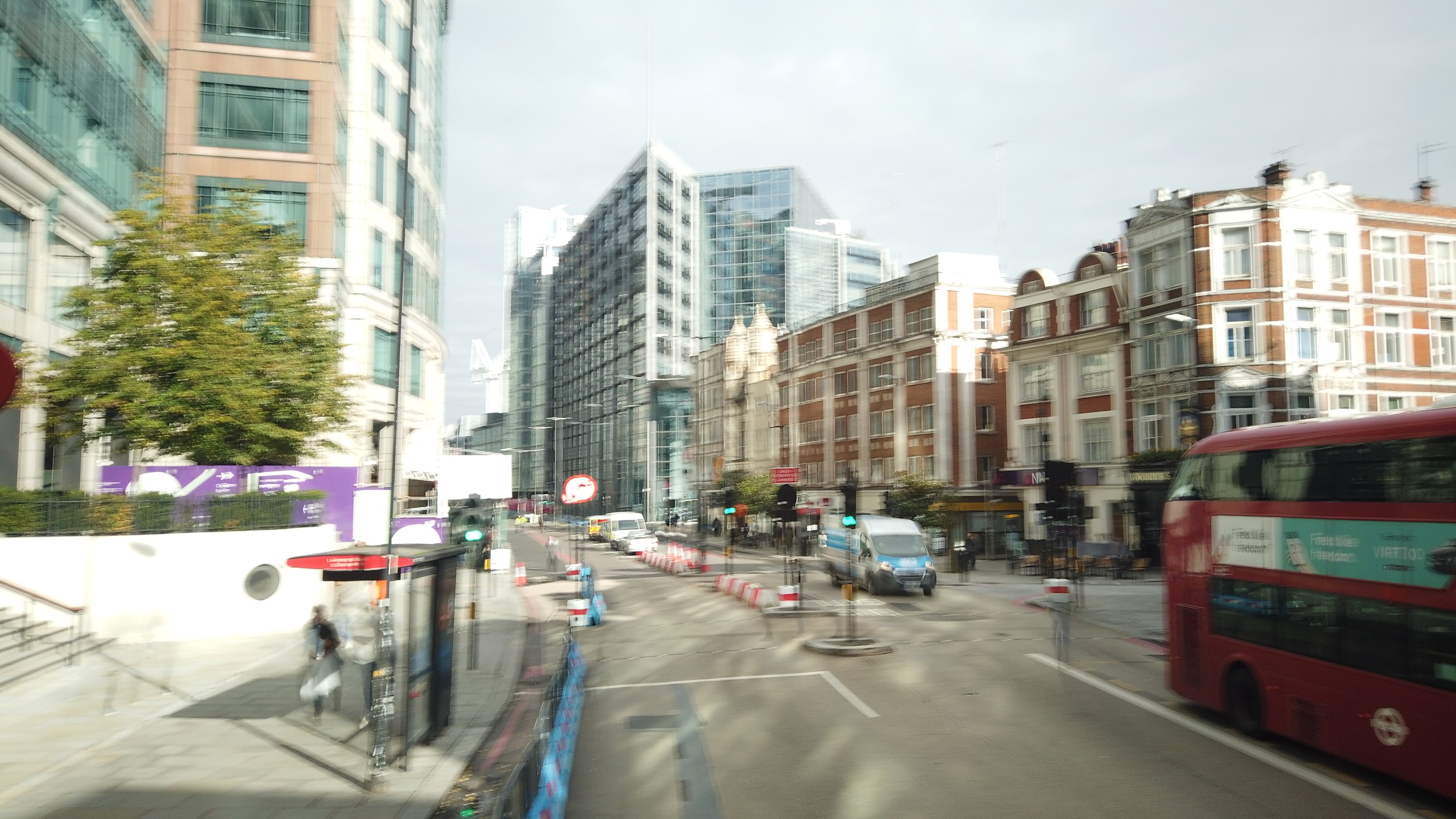 City of London Bus Lane — Buses & Cycles Only Sign