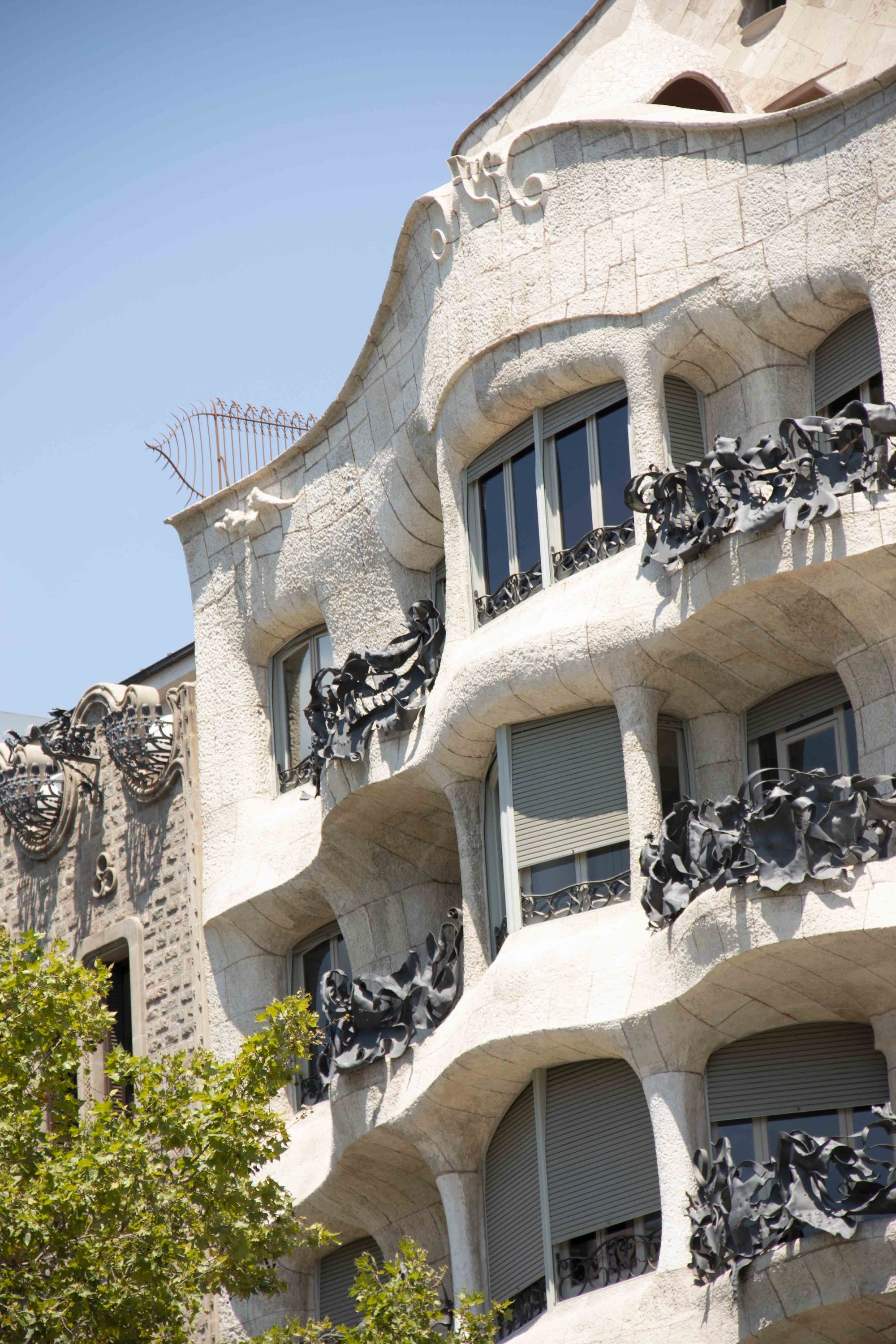 Park Güell Gatehouse Facade with Trencadís Mosaic Medallions, Barcelona