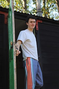 Tom Age 21 Height 190cm Size L Product Classic.jpg