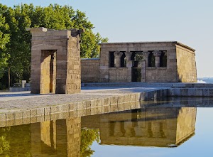 temple-of-debod-in-madrid-2021-08-26-16-59-38-utc.jpg