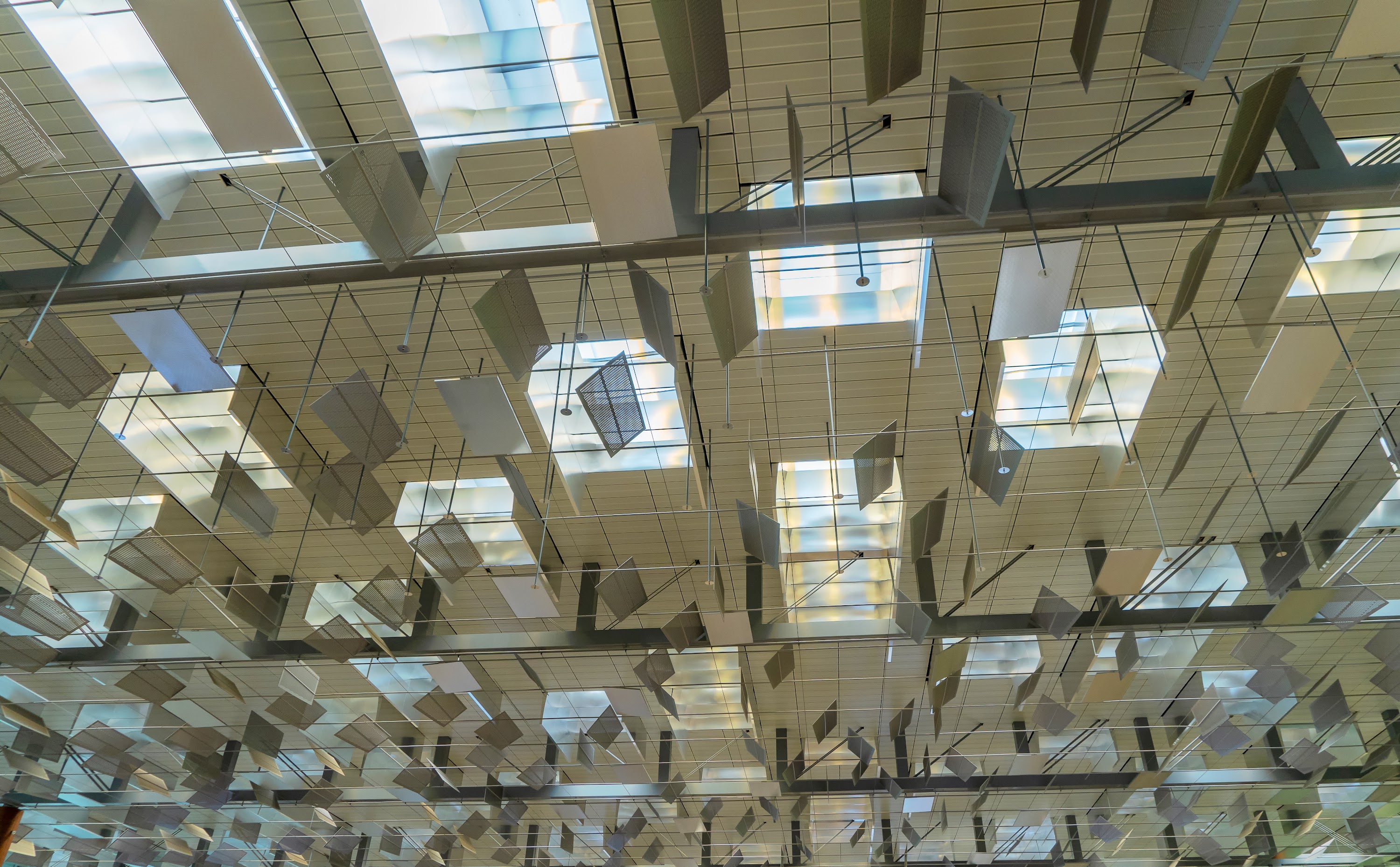 ceiling-design-decoration-industrial-background-o-2023-11-27-05-16-40-utc.jpg