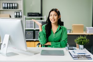 young-attractive-asian-female-office-worker-busine-2024-08-09-17-51-26-utc.jpg