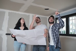 architect-shows-apartment-ceiling-blueprints-to-in-2023-11-27-04-57-40-utc.jpg